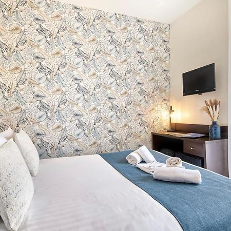Hotel Du Vieux Port Saint-Raphaël Zewnętrze zdjęcie